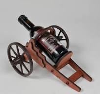 ARTIZANAT Tun cu sticla de vin / Kanone m. Weinflasche 187ml